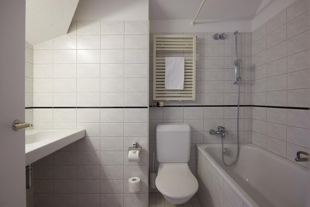 Parkhotel Wallberg Volketswil Buitenkant foto
