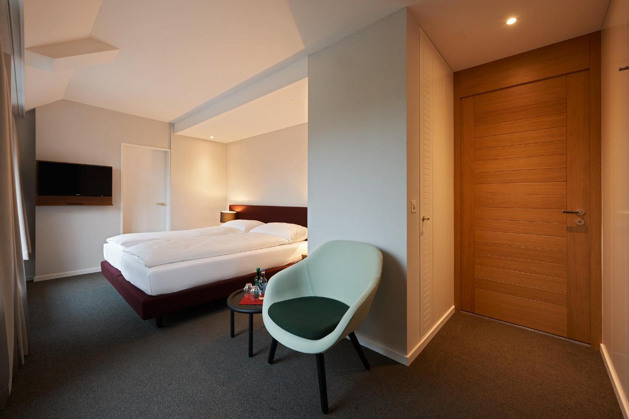 Parkhotel Wallberg Volketswil Buitenkant foto